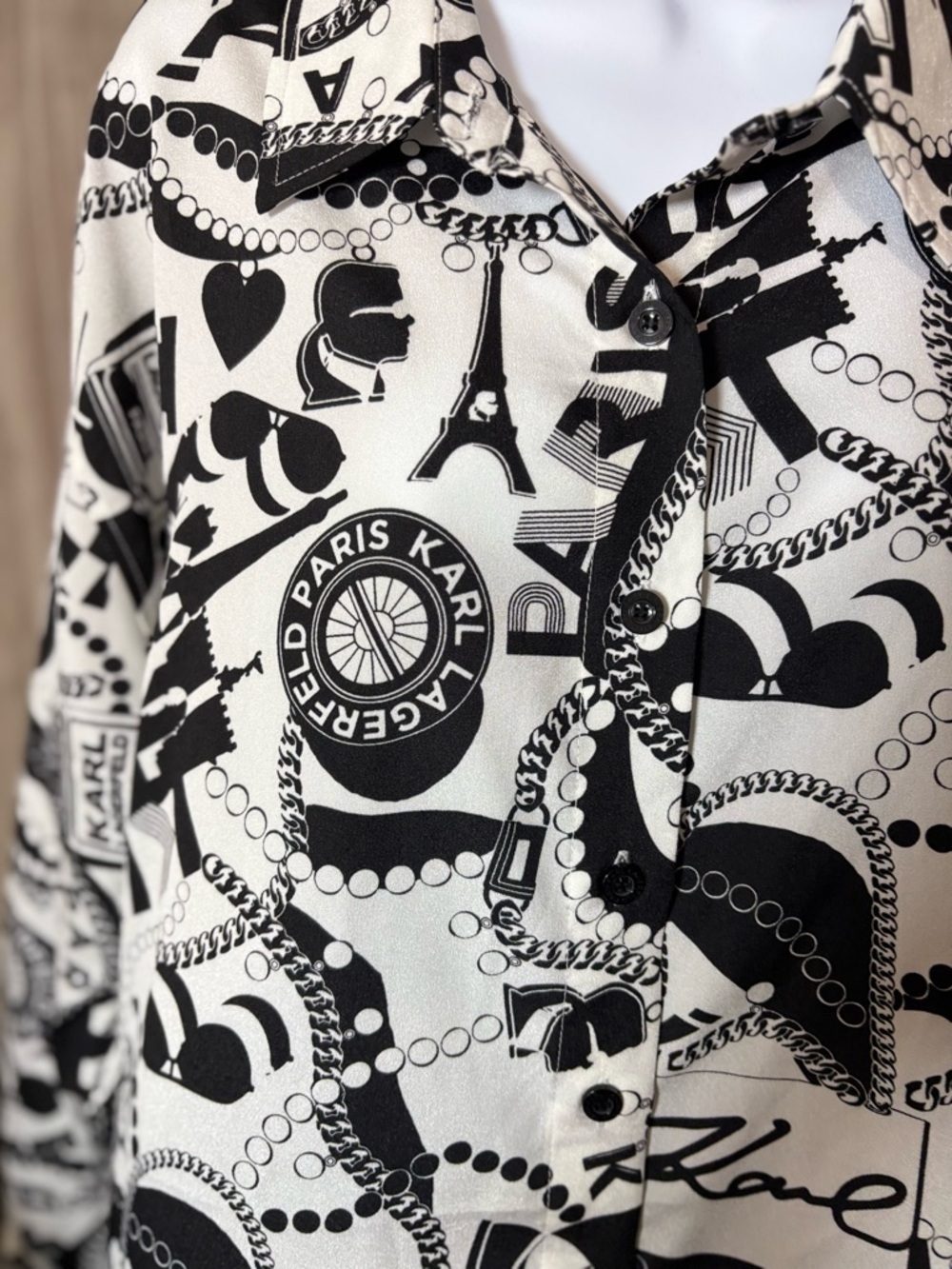 Karl Lagerfeld Black & White Graphic Button-Front Jacket - Picture 6 of 9